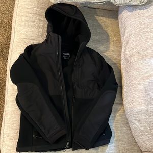Size small women’s North Face Denali jacket with hood